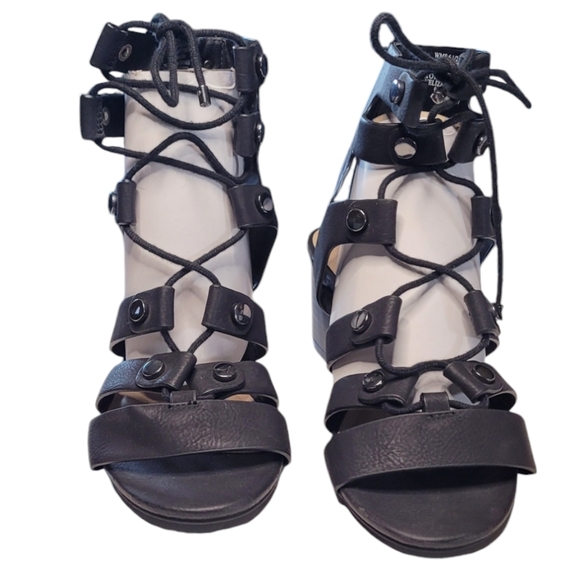 Simply Vera Vera Wang Sandals Back Gladiator Chunky Heel - Picture 6 of 16